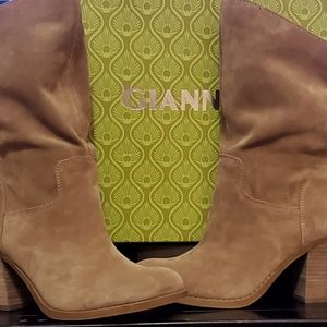 Gianni Bini Tan Suade Boots Booties Heels Size 8